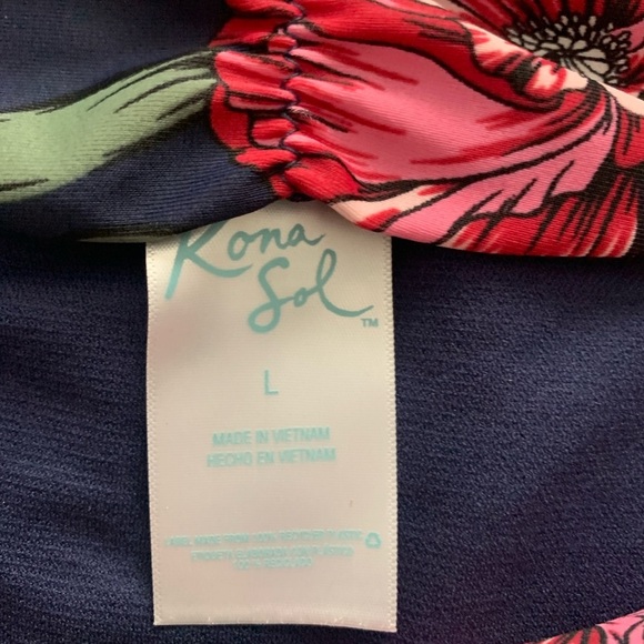 Kona Sol 2 Piece Bikini, Navy & Floral Design, Gold tone closure top, NWT - Picture 5 of 6